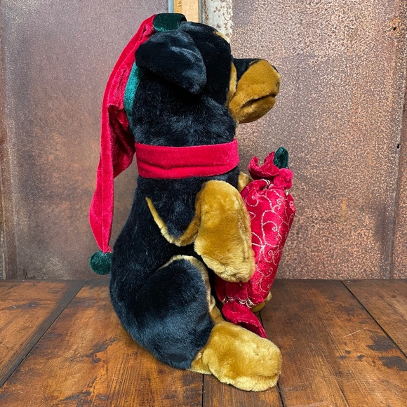 E & J Classic Rottweiler Dog Christmas Plush Stuffed Animal w/ Tags! - Picture 5 of 9